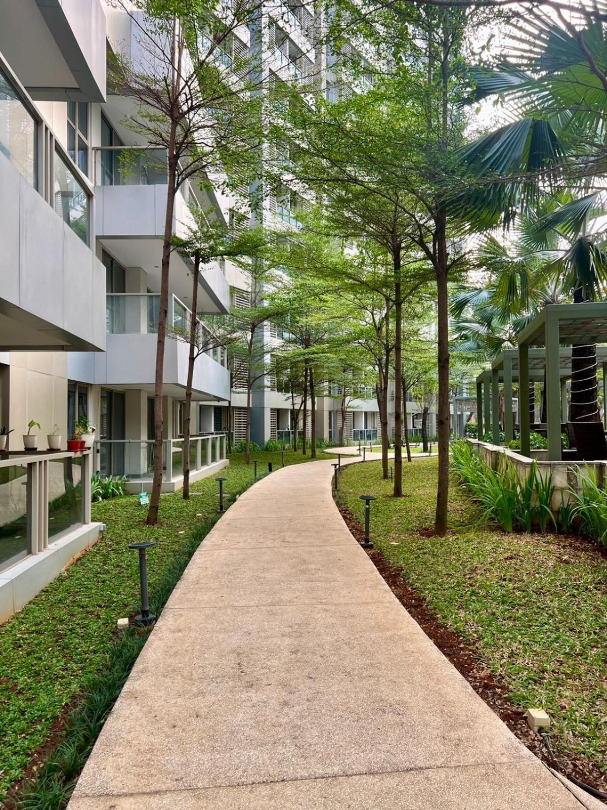 Cozy Connected To Mall By Lexington Jakarta