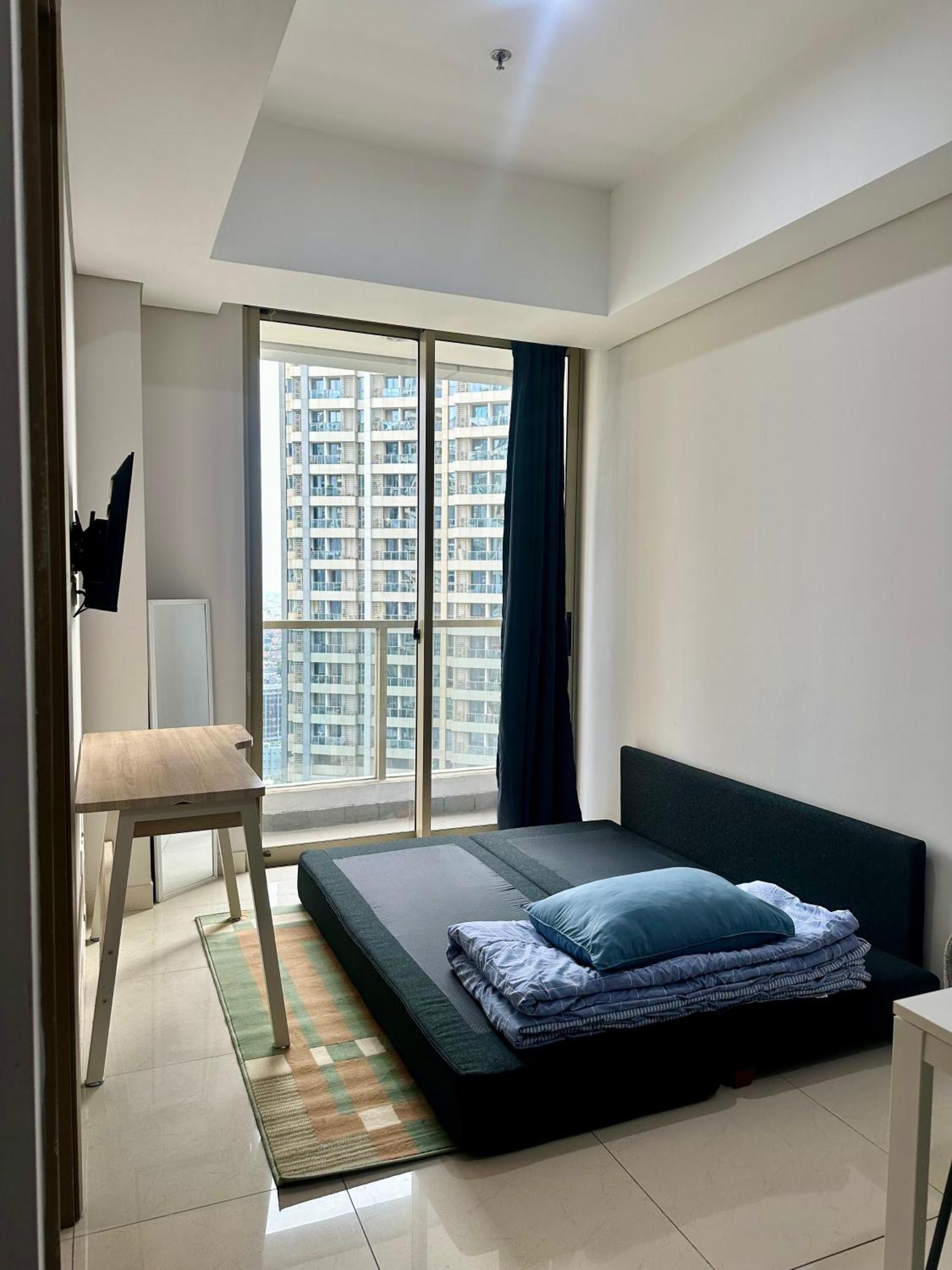 Cozy Connected To Mall By Lexington *