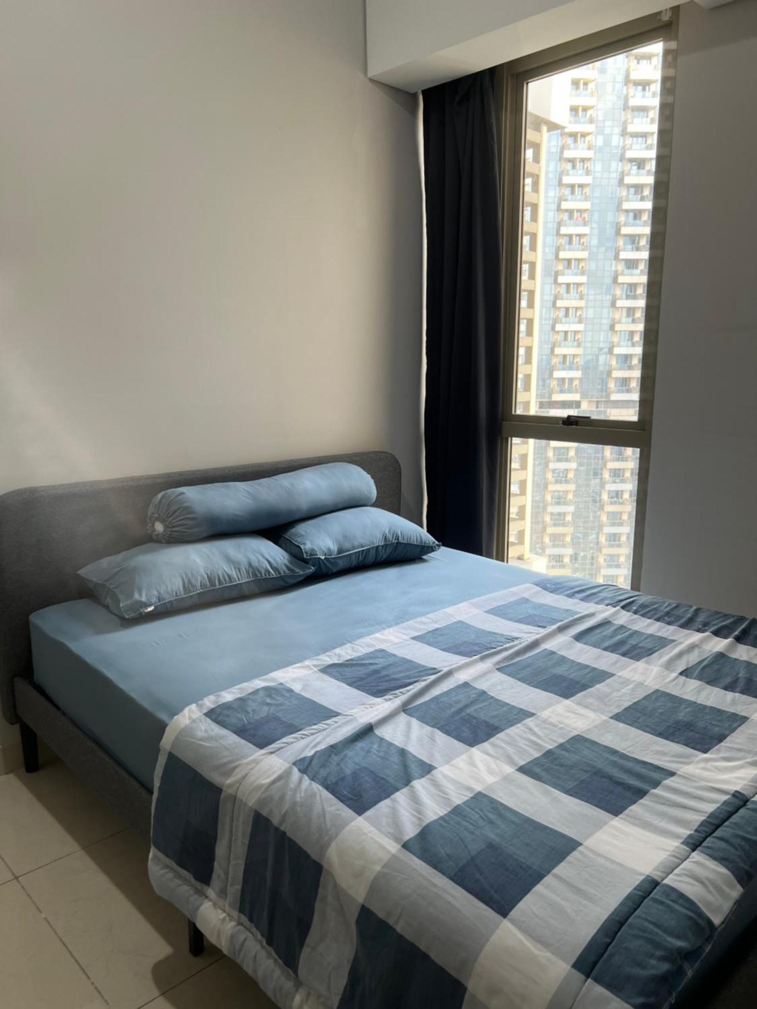Cozy Connected To Mall By Lexington *